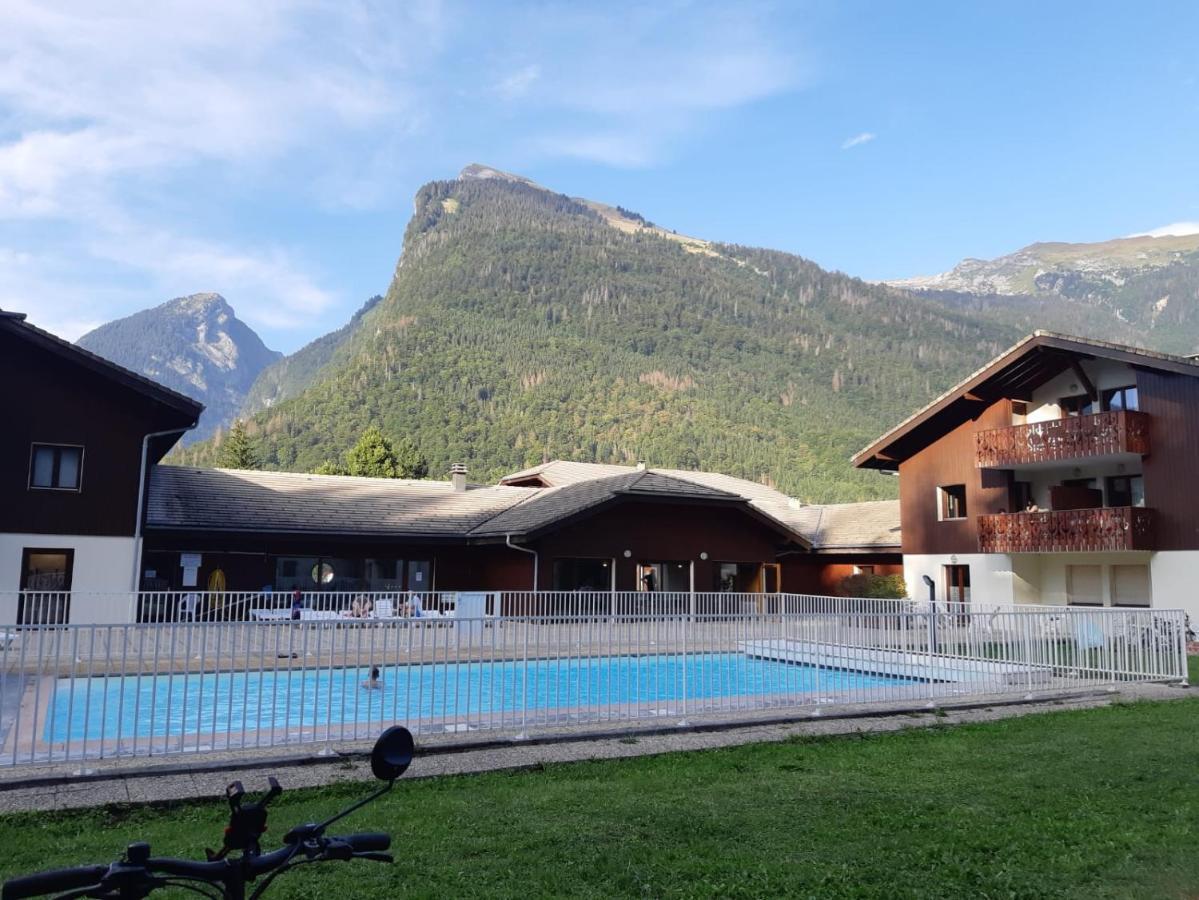 Studio Equipe / Proche Du Centre Samoens Luaran gambar